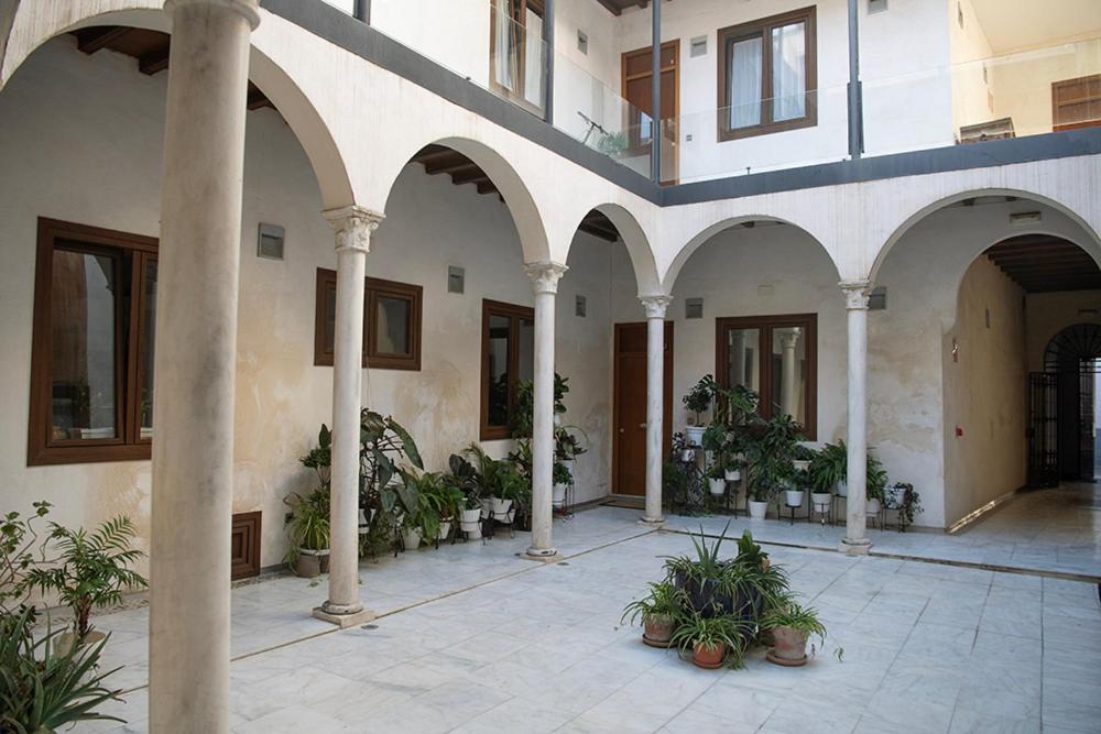 Casa Palacio Bustos Tavera Sevilla Dış mekan fotoğraf