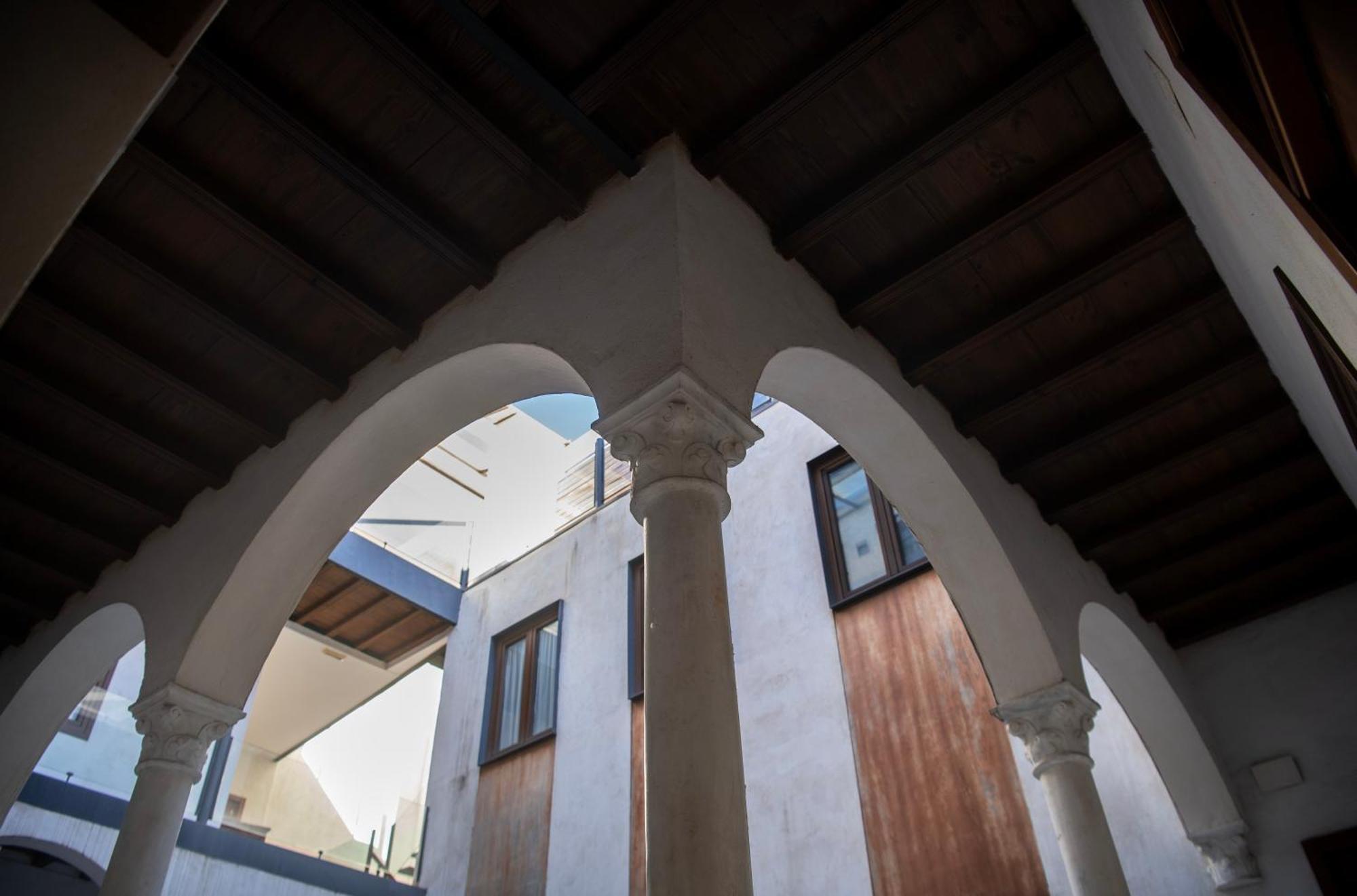 Casa Palacio Bustos Tavera Sevilla Dış mekan fotoğraf